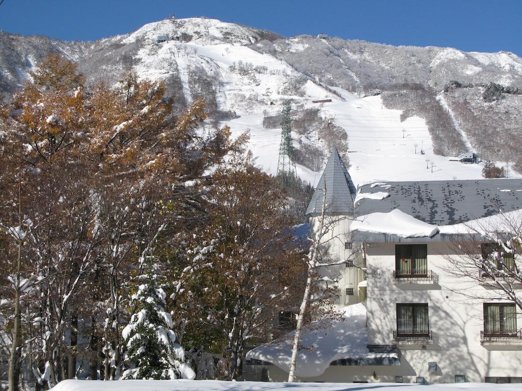 Grindelwald Hotel Yuzawa  Exterior photo